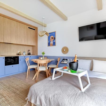 Apartamenty 4 Pory Roku- 200M Plaza, Prywatny Parking سوبوت المظهر الخارجي الصورة
