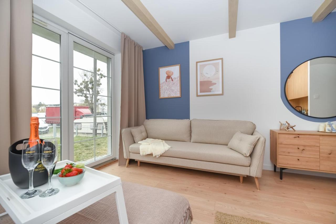 Apartamenty 4 Pory Roku- 200M Plaza, Prywatny Parking سوبوت المظهر الخارجي الصورة